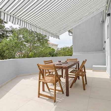 Double L House Apartment Novalja Exterior photo