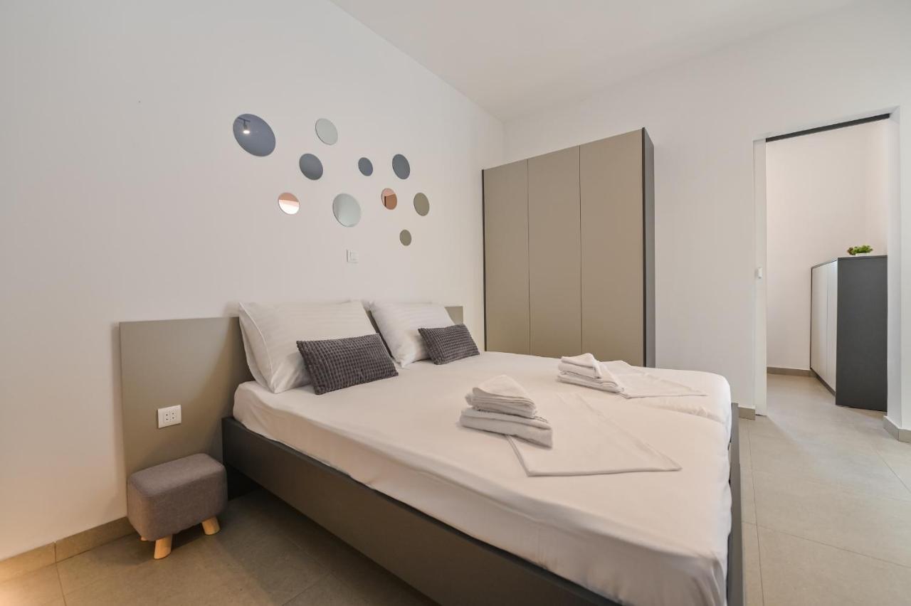 Double L House Apartment Novalja Room photo